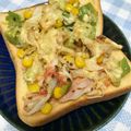 ☆さぶ☆☆'s cooksnap of when they made ＊カニカマとコーンのアボカドグラタン＊.