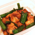 ぱんだ食堂★'s cooksnap of when they made 鶏もも肉とししとうのオイスターソース炒め.