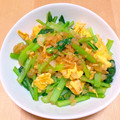 ステルトミチル's cooksnap of when they made あと1品に！小松菜と卵の中華風炒め.