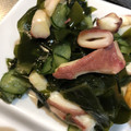 わたるんママ's cooksnap of when they made タコとワカメとキュウリとミョウガの酢物☺.