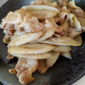 quuumi0702's cooksnap of when they made ごぼうと豚こまのカレー炒め.