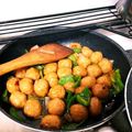abayunomi's cooksnap of when they made 黄金比万能タレ♡で照り焼きミートボール.