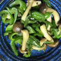 手抜きクック's cooksnap of when they made ピーマンとしめじのオイスター炒め.