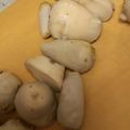 りえ0910's cooksnap of when they made 里芋の冷凍保存＆超簡単◇包丁いらず皮むき.