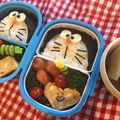 幸と樹's cooksnap of when they made キャラ弁ー簡単！お弁当箱型のドラえもん.