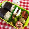 ひろママ✴︎'s cooksnap of when they made 青じそふりかけのおにぎり.