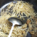 クックBKYN9D☆'s cooksnap of when they made 簡単！鶏肉ともやしの旨旨炒め.