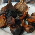 おかって菜園's cooksnap of when they made 【2週間】炊飯器で作る！熟成黒にんにく.