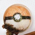 くじらのしっぽ2's cooksnap of when they made 簡単♪ポケモンボール隠しオムライス.