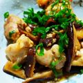 ナルぴょん's cooksnap of when they made 鶏肉ときのこのにんにく醤油炒め.