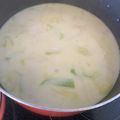 0720まま's cooksnap of when they made キャベツ、ベーコン、きのこのミルクスープ.