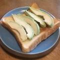 youころ's cooksnap of when they made アボガドトースト.