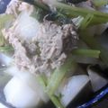 海航's cooksnap of when they made 蕪とシーチキンの煮物.