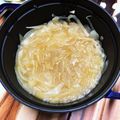 りょーこ0520's cooksnap of when they made 簡単！本格的なオニオンスープ.