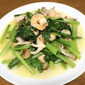vabochan's cooksnap of when they made 海老ときのこのガーリックバター炒め.
