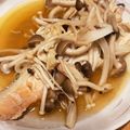 とみ家's cooksnap of when they made レンジで♪きのこたっぷりバタぽん鮭ソテー.