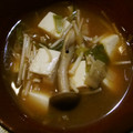ＲＥＴＳＵＡ．Ｔ's cooksnap of when they made キノコと豆富・油揚げの味噌汁.