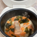 みほっぺのお料理's cooksnap of when they made めんつゆだけで＊鮭とワカメの炊き込みご飯.