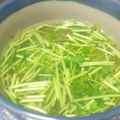 まゆみきママ's cooksnap of when they made 豆苗のスープ.