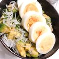 ＊霜月＊'s cooksnap of when they made ＊おつまみに最適！アボカドのナムル＊.