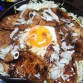 さとるちっち's cooksnap of when they made タレが決め手☆キャベツたっぷりの豚丼.