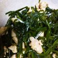 カナリア♪'s cooksnap of when they made 簡単ヘルシー『切り昆布と鶏肉炒め煮』.