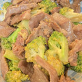 ☆NPA☆'s cooksnap of when they made 簡単♡豚タンとブロッコリーの旨マヨ炒め.