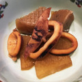 harukayuka's cooksnap of when they made イカと蒟蒻の煮物.