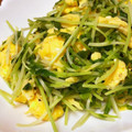 おゆう✼'s cooksnap of when they made パサパサしない 豆苗とたまごの炒め物.