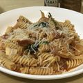 Remtan's cooksnap of when they made トマト缶で！簡単＊トマトクリームパスタ.
