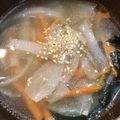 わたるんママ's cooksnap of when they made たまねぎとにんじんのスープ.