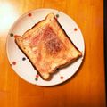☆ichika＊☆'s cooksnap of when they made 冷凍食パンのふんわり復活法.