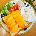 gomapon's cooksnap of when they made クリームチーズと柿のデザートトースト.