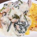 junjunさん's cooksnap of when they made 簡単♪鮭と法蓮草のクリームオムライス.