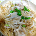 ユーロン's cooksnap of when they made 簡単！１鍋☆焼売ともやしのからし蒸し.