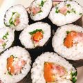 KAORULALA's cooksnap of when they made サーモンのり巻き.