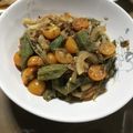 ビキナーもんちゃん's cooksnap of when they made オクラとトマトのサッパリ☆胡麻おかか和え.