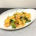 ☆こまっと☆'s cooksnap of when they made 魚屋流♪冷凍殻付き海老の下処理。.