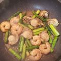 りりり621's cooksnap of when they made えび・ほたて・アスパラのガーリック炒め.