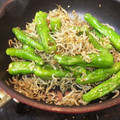 jakomama's cooksnap of when they made 簡単☆ししとう＆ちりめんじゃこの甘辛炒め.