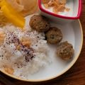 キャシーキャサリン's cooksnap of when they made ヨーグルトにコーンフレーク.
