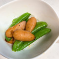 虎徹のママ's cooksnap of when they made スナップエンドウとウインナーのカレー炒め.