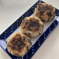 Hirarinn☆'s cooksnap of when they made 簡単♪醤油で炊いたご飯で♪焼きおにぎり.