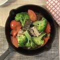 caruga's cooksnap of when they made 超簡単☆鯖缶でアヒージョ.