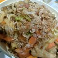 ユーロン's cooksnap of when they made ウインナー＆しめじ入り焼きうどん.