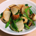 すずなまり's cooksnap of when they made カブとちくわのガリバタしょうゆ炒め.