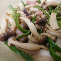 やな☆み's cooksnap of when they made しめじのオイマヨ炒め.