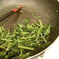 chou*'s cooksnap of when they made 超簡単!空芯菜のガーリック油炒め.