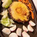 jakemom's cooksnap of when they made ホットプレートで手間なし巨大ハンバーグ.
