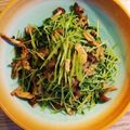 食べるの大好き～'s cooksnap of when they made こんがりしめじと豆苗の炒めナムル.